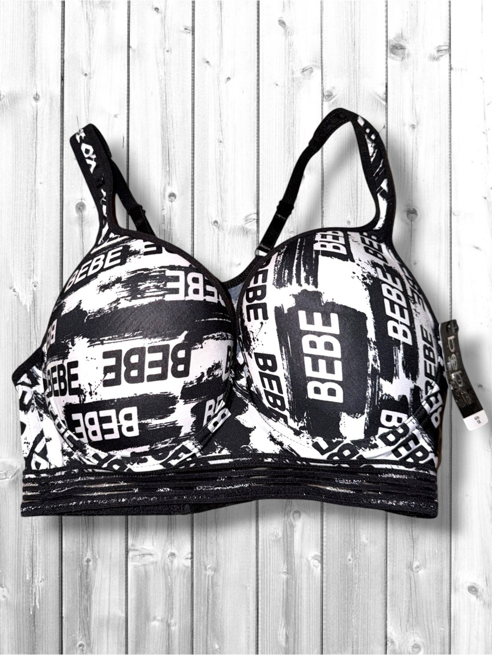 🌷NWT-BEBE GENTLE LIFT Black and White Logo Molded Sports Bra